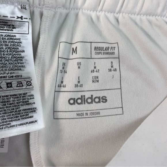 NWT Adidas Women's Shorts Medium White AEROREADY Soccer Active Gym Running - Picture 8 of 13